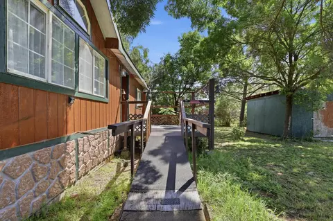 Exterior - 1683 6th Ave, Olivehurst, CA 95961 photo 4 of 13