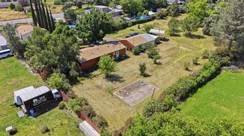 View/Area - 1683 6th Ave, Olivehurst, CA 95961 photo 6 of 8