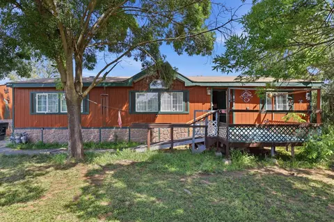 Exterior - 1683 6th Ave, Olivehurst, CA 95961 photo 2 of 13