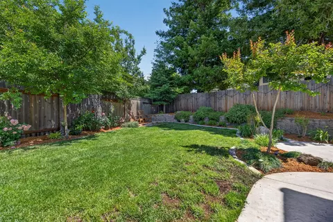 Exterior - 4908 Regal Ct, Rocklin, CA 95765 photo 9 of 12
