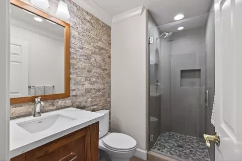 Bath - 4908 Regal Ct, Rocklin, CA 95765 photo 7 of 7