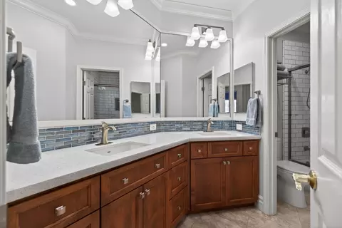 Bath - 4908 Regal Ct, Rocklin, CA 95765 photo 5 of 7