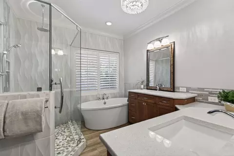 Bath - 4908 Regal Ct, Rocklin, CA 95765 photo 1 of 7