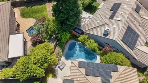 View/Area - 4908 Regal Ct, Rocklin, CA 95765 photo 3 of 6