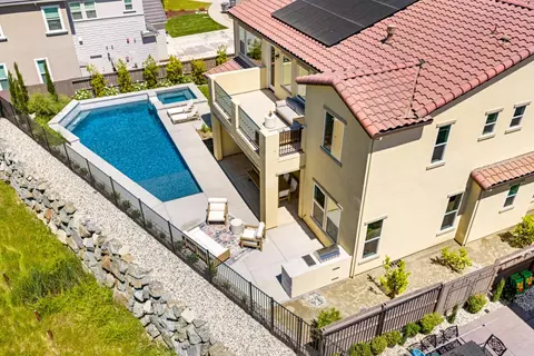 View/Area - 4792 Crowne Point Ct, Rocklin, CA 95677 photo 4 of 8