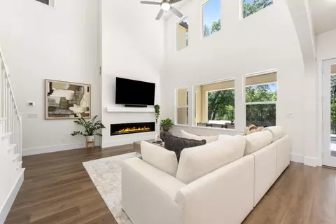 Living - 4792 Crowne Point Ct, Rocklin, CA 95677 photo 2 of 2