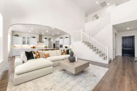 Entry Way - 4792 Crowne Point Ct, Rocklin, CA 95677 photo 1 of 5