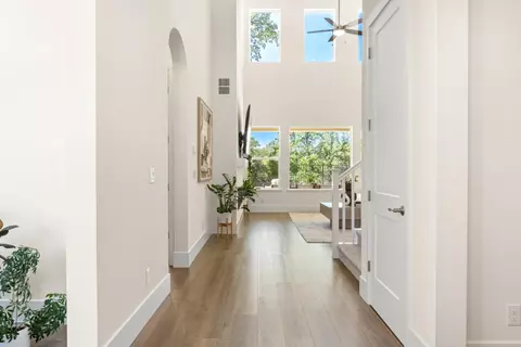 Entry Way - 4792 Crowne Point Ct, Rocklin, CA 95677 photo 5 of 5