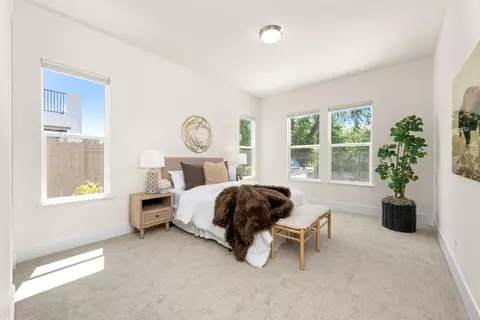 Bedroom - 4792 Crowne Point Ct, Rocklin, CA 95677 photo 1 of 7