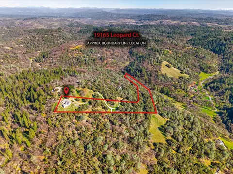 View/Area - 19165 Leopard Ct, Grass Valley, CA 95949 photo 2 of 5