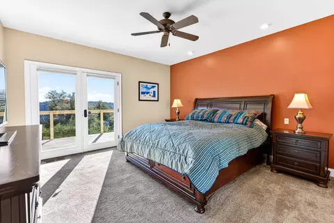 Bedroom - 19165 Leopard Ct, Grass Valley, CA 95949 photo 1 of 9