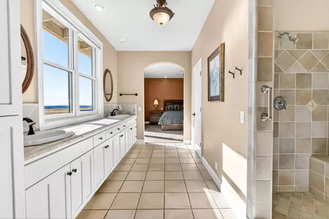 Entry Way - 19165 Leopard Ct, Grass Valley, CA 95949 photo 4 of 4
