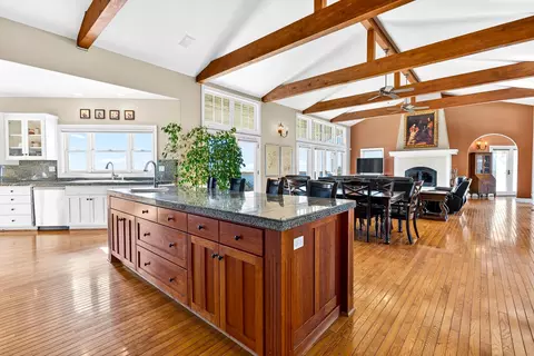 Kitchen - 19165 Leopard Ct, Grass Valley, CA 95949 photo 2 of 9