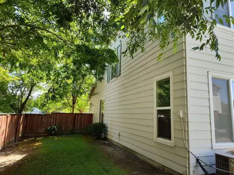 Exterior - 1153 Powell Ct, Tracy, CA 95304 photo 3 of 8