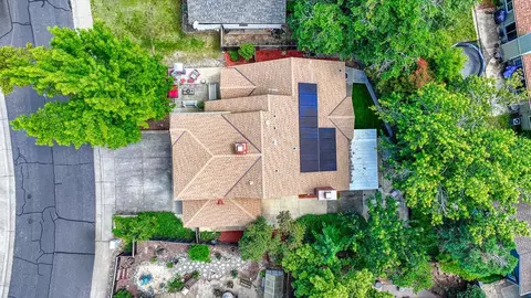 View/Area - 5653 Adobe Rd, Rocklin, CA 95765 photo 1 of 3