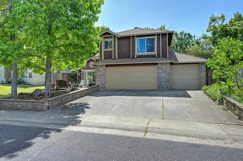 Exterior - 5653 Adobe Rd, Rocklin, CA 95765 photo 3 of 12