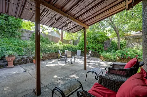 Exterior - 5653 Adobe Rd, Rocklin, CA 95765 photo 6 of 12