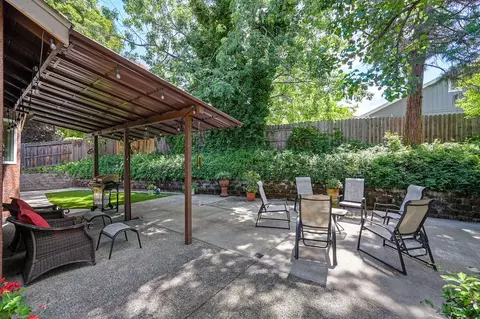 Exterior - 5653 Adobe Rd, Rocklin, CA 95765 photo 10 of 12