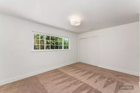 Bedroom - 211 E Yorkshire Dr, Stockton, CA 95207 photo 3 of 4