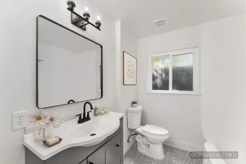 Bath - 211 E Yorkshire Dr, Stockton, CA 95207 photo 1 of 4
