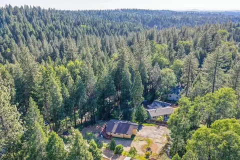 View/Area - 5415 Robert Rd, Pollock Pines, CA 95726 photo 11 of 12