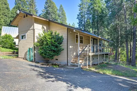 Exterior - 5415 Robert Rd, Pollock Pines, CA 95726 photo 3 of 25