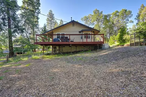 Exterior - 5415 Robert Rd, Pollock Pines, CA 95726 photo 17 of 25