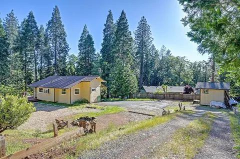 Exterior - 5415 Robert Rd, Pollock Pines, CA 95726 photo 8 of 25