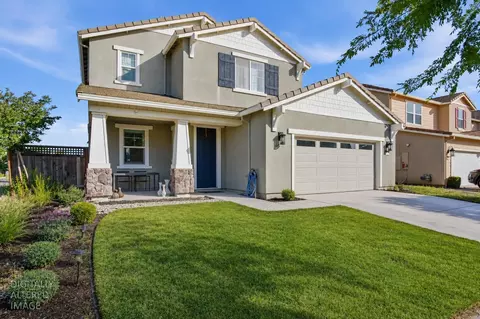17479 Graceada Ln, Lathrop, CA 95330