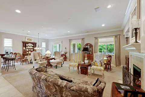 Living - 1316 Maple Valley St, Manteca, CA 95336 photo 1 of 3