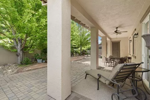 Exterior - 1316 Maple Valley St, Manteca, CA 95336 photo 12 of 15