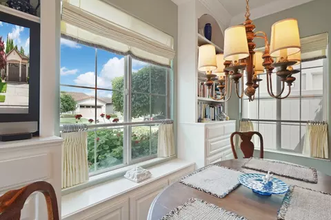 Dining - 1316 Maple Valley St, Manteca, CA 95336 photo 4 of 5