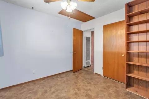 Bedroom - 4518 Meadow Way, Olivehurst, CA 95961 photo 5 of 7