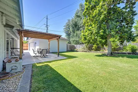 Exterior - 1338 Meredith Way, Carmichael, CA 95608 photo 24 of 30
