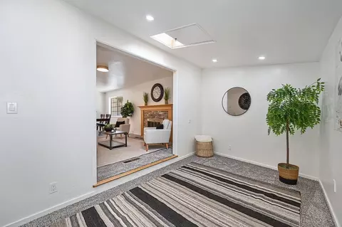 Entry Way - 1338 Meredith Way, Carmichael, CA 95608 photo 4 of 5