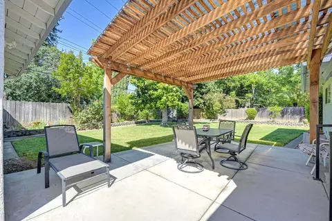 Exterior - 1338 Meredith Way, Carmichael, CA 95608 photo 15 of 30