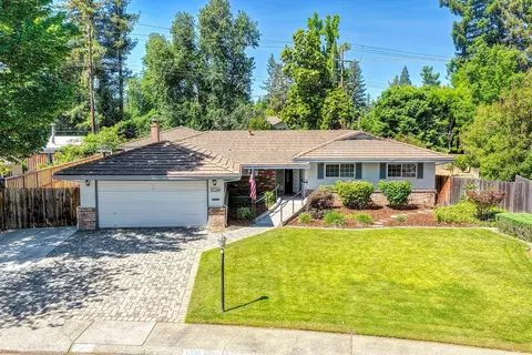 Exterior - 1338 Meredith Way, Carmichael, CA 95608 photo 4 of 30