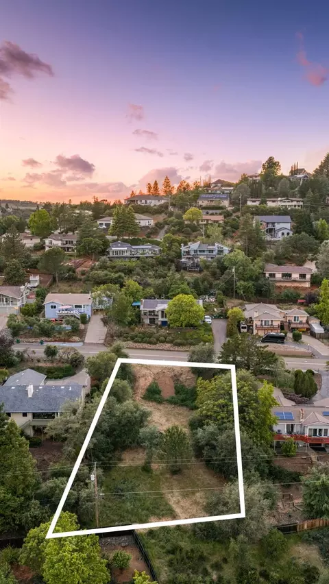 3044 Knollwood Dr, Cameron Park, CA 95682