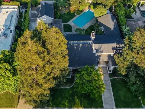 View/Area - 7306 Hillcrest Dr, Modesto, CA 95356 photo 3 of 4