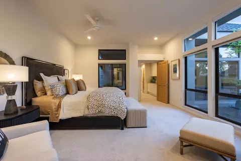 Bedroom - 7306 Hillcrest Dr, Modesto, CA 95356 photo 4 of 7