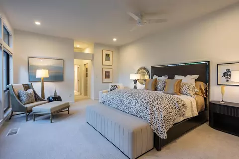Bedroom - 7306 Hillcrest Dr, Modesto, CA 95356 photo 1 of 7