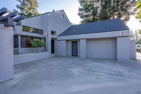 Exterior - 7306 Hillcrest Dr, Modesto, CA 95356 photo 11 of 12