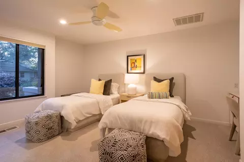 Bedroom - 7306 Hillcrest Dr, Modesto, CA 95356 photo 5 of 7