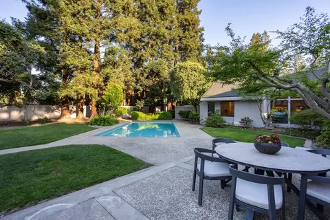 Exterior - 7306 Hillcrest Dr, Modesto, CA 95356 photo 9 of 12