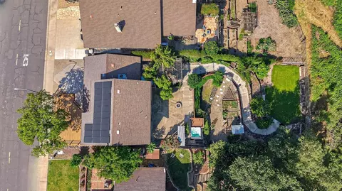 1174 River Bluff Dr, Oakdale, CA 95361