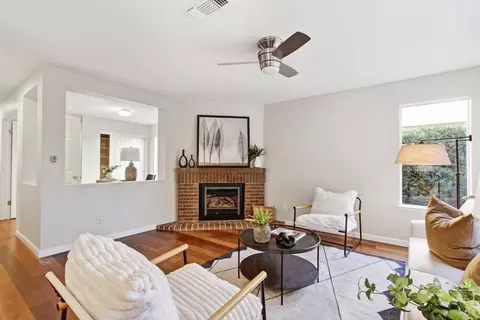 Living - 3044 Florinda Ln, Davis, CA 95618 photo 2 of 3