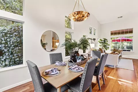 Dining - 3044 Florinda Ln, Davis, CA 95618 photo 3 of 5