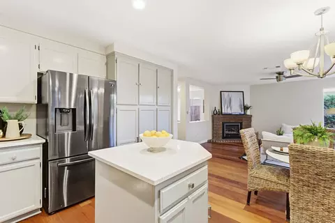 Kitchen - 3044 Florinda Ln, Davis, CA 95618 photo 4 of 4