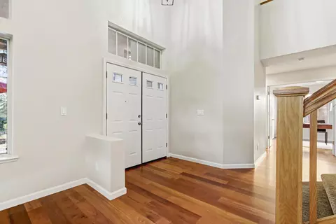 Entry Way - 3044 Florinda Ln, Davis, CA 95618 photo 3 of 8
