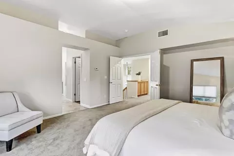 Bedroom - 3044 Florinda Ln, Davis, CA 95618 photo 4 of 8